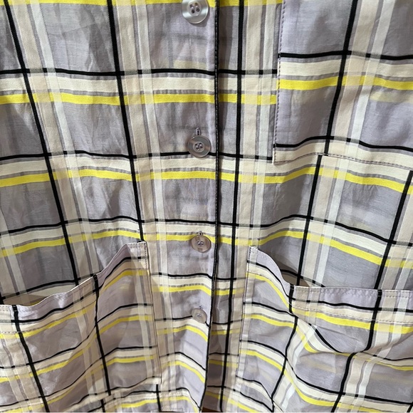 Button Down Top - Picture 2 of 4